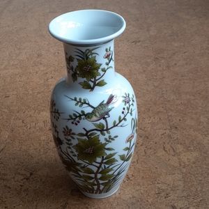 Vintage Sanford/Sadak porcelain bird, plant vase.
